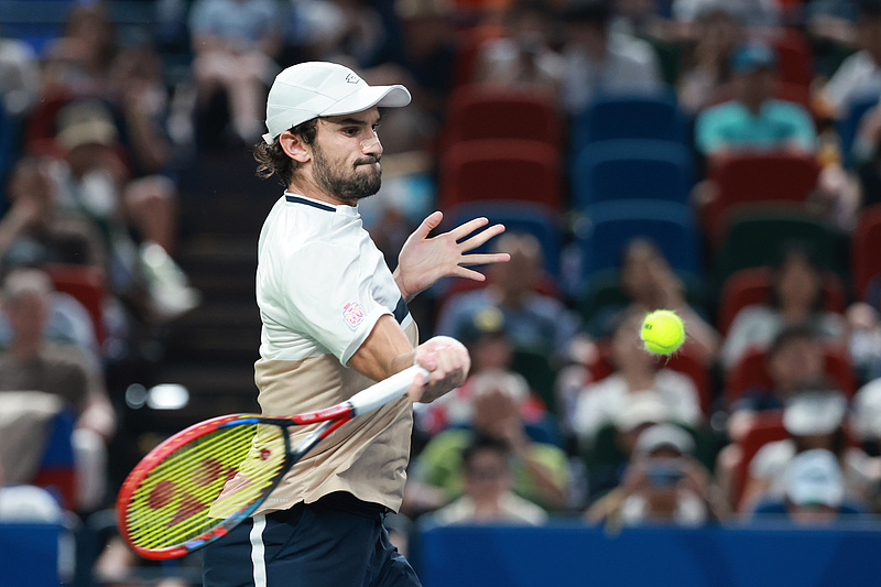 cn, 师赛冠军, 球史册