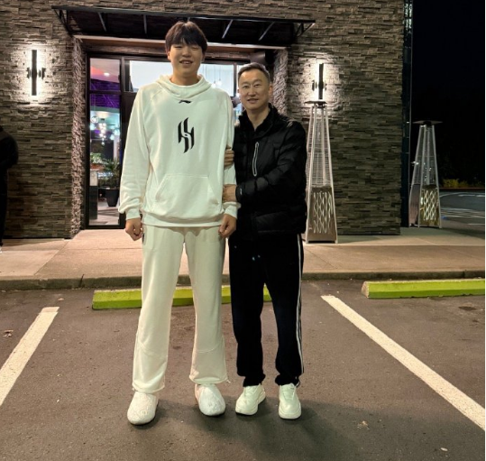 有获得登场, 给翰森带了